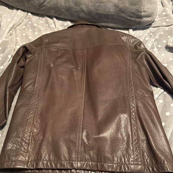 Danier men’s leather brown jacket - Picture 6 of 6